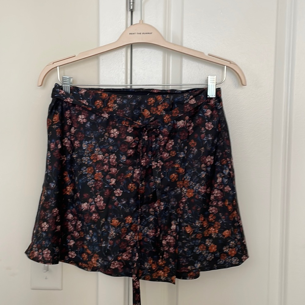 Abercrombie floral silk skirt. Size M